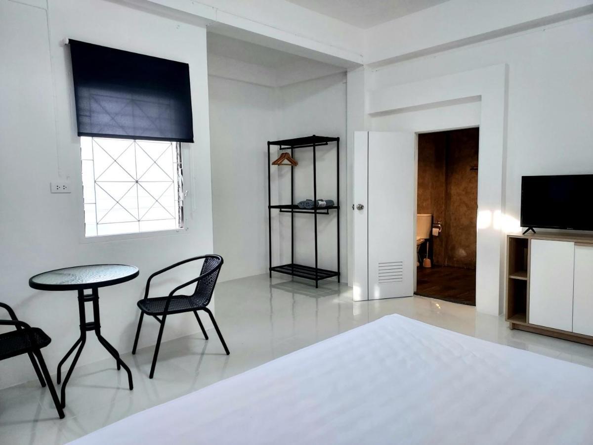 Room79 Phuket Εξωτερικό φωτογραφία